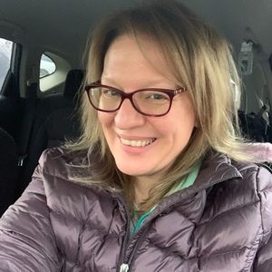 Meet your Posher, Stacy